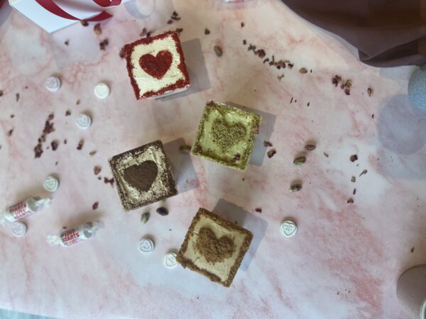 LOVE-ly Tiramisu Treatbox - Image 4